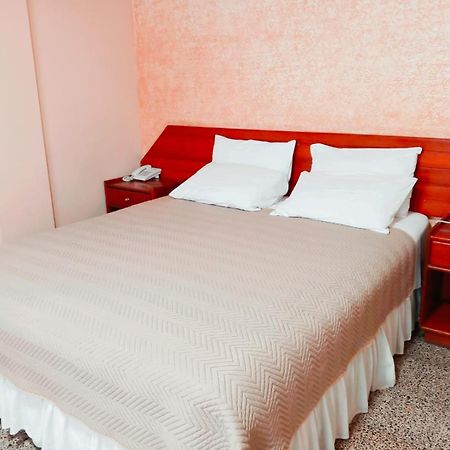 Hotel 7 Calles Санта-Крус-де-ла-Сьерра Экстерьер фото