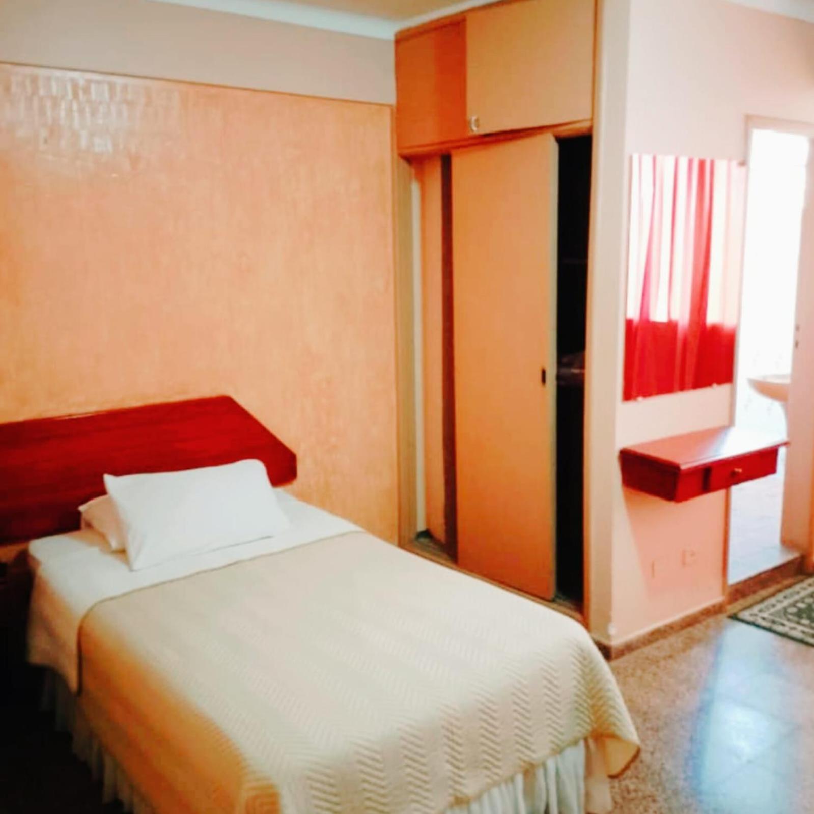 Hotel 7 Calles Санта-Крус-де-ла-Сьерра Экстерьер фото
